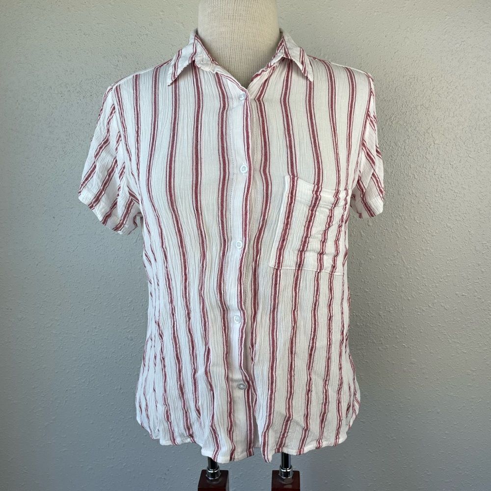 Japna Short Sleeve Button Down Shirt Size L EUC